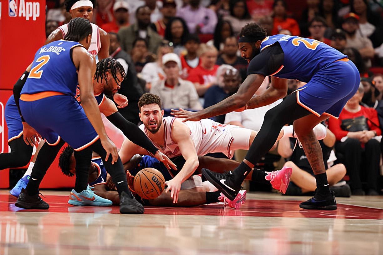 开云体育-打法精炼了许多！火箭内线核心最近一段时间的状态真是相当不错？